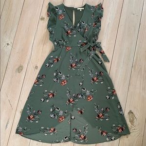 Feminine and Flirty Midi Dress